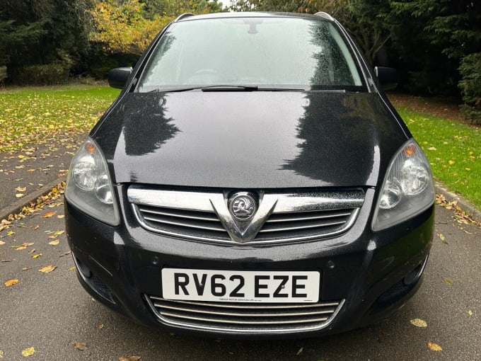 2025 Vauxhall Zafira