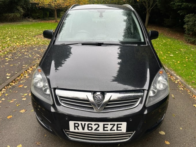 2025 Vauxhall Zafira