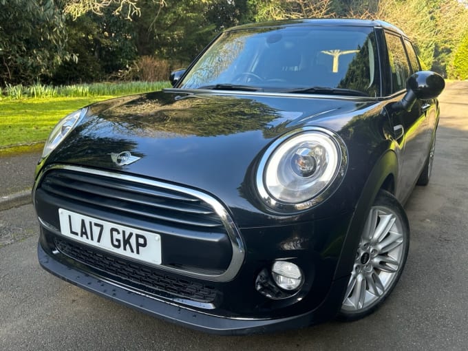 2025 Mini Hatch