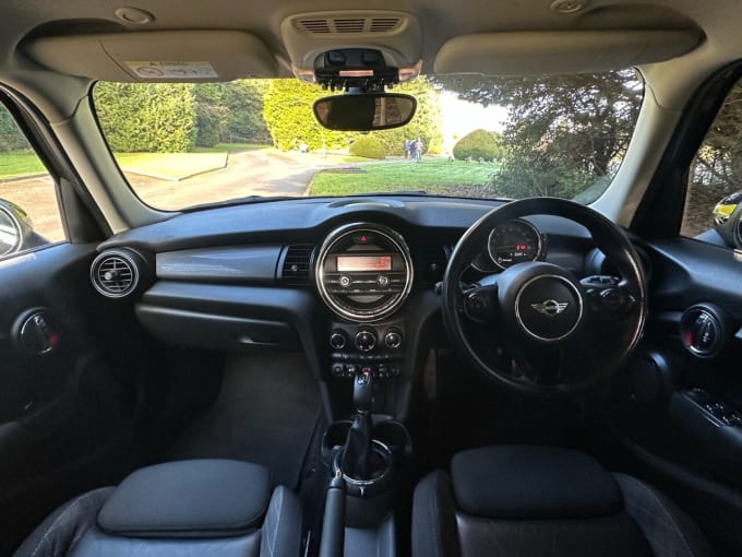 2025 Mini Hatch