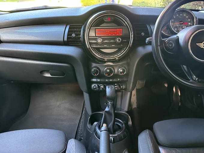 2025 Mini Hatch