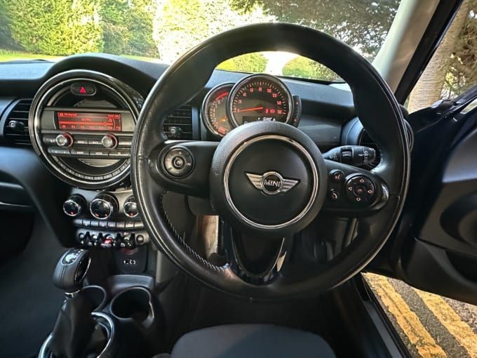 2025 Mini Hatch