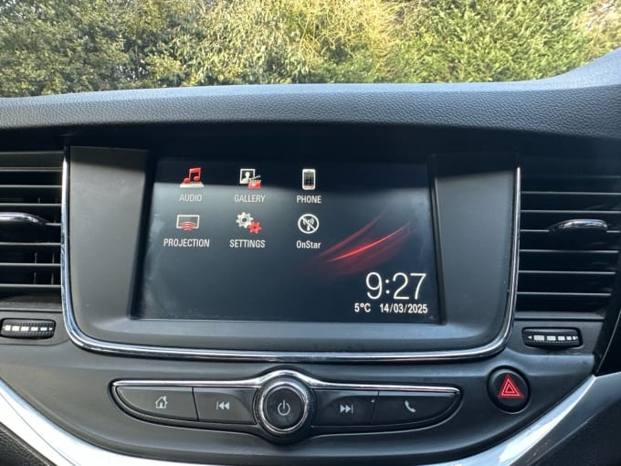 2025 Vauxhall Astra