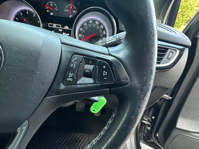 2025 Vauxhall Astra
