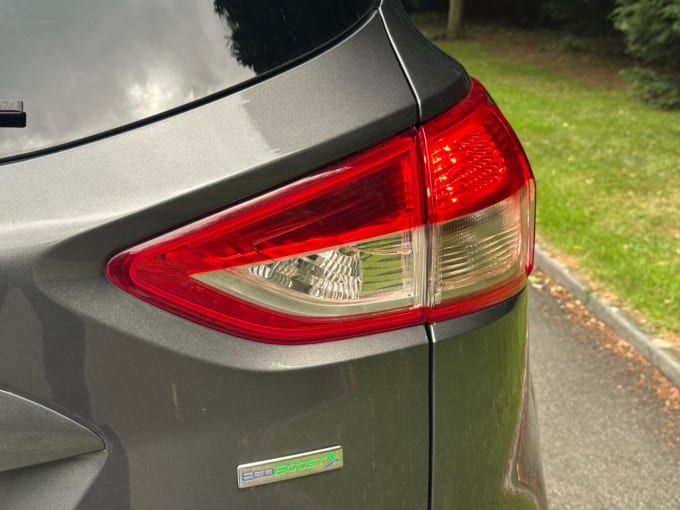 2025 Ford Kuga