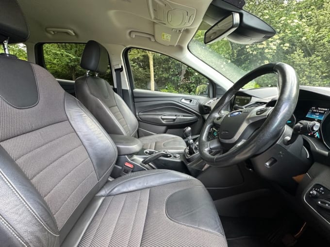 2025 Ford Kuga