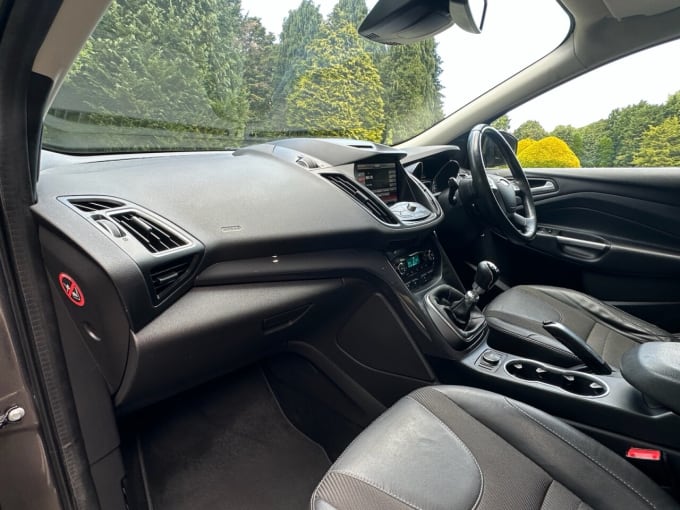 2025 Ford Kuga