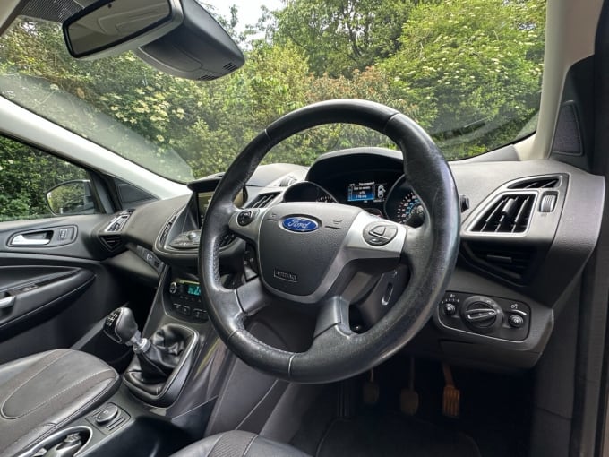 2025 Ford Kuga