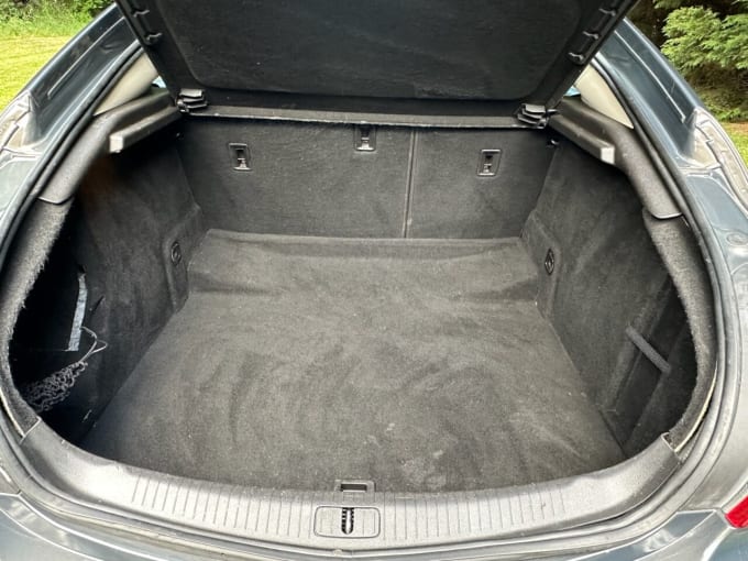 2025 Vauxhall Insignia