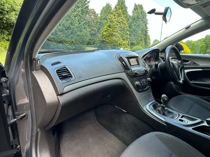 2025 Vauxhall Insignia