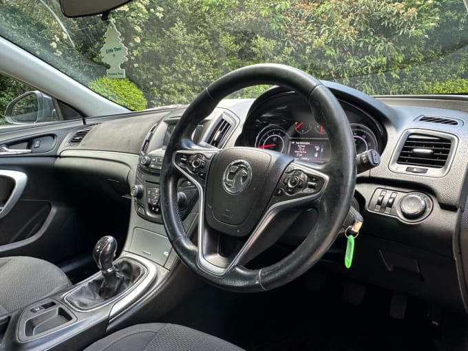 2025 Vauxhall Insignia