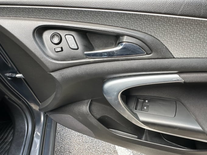 2025 Vauxhall Insignia