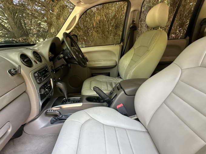 2025 Jeep Cherokee