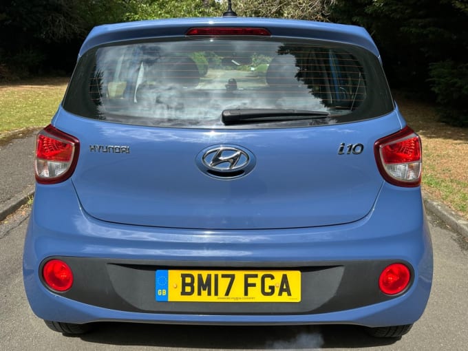 2025 Hyundai I10