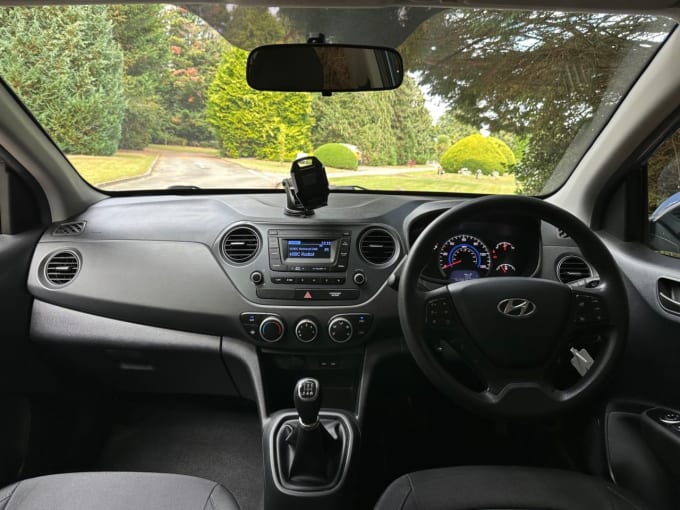 2025 Hyundai I10
