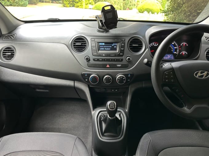 2025 Hyundai I10