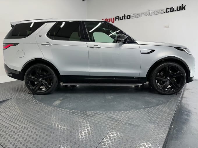 2025 Land Rover Discovery