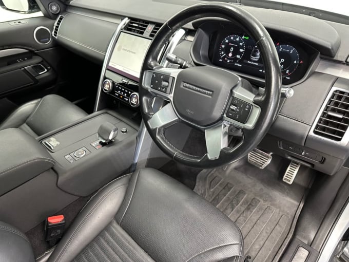 2025 Land Rover Discovery