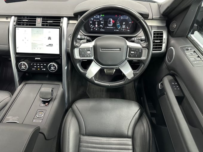 2025 Land Rover Discovery