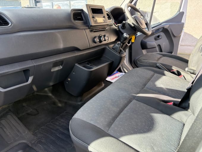 2025 Vauxhall Movano