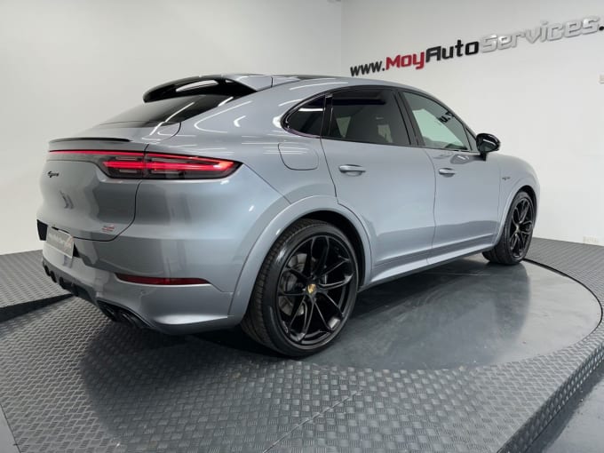 2025 Porsche Cayenne