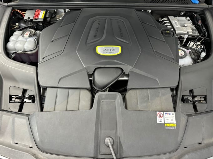 2025 Porsche Cayenne
