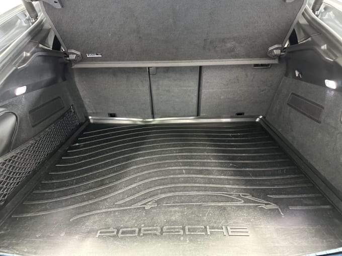 2025 Porsche Cayenne