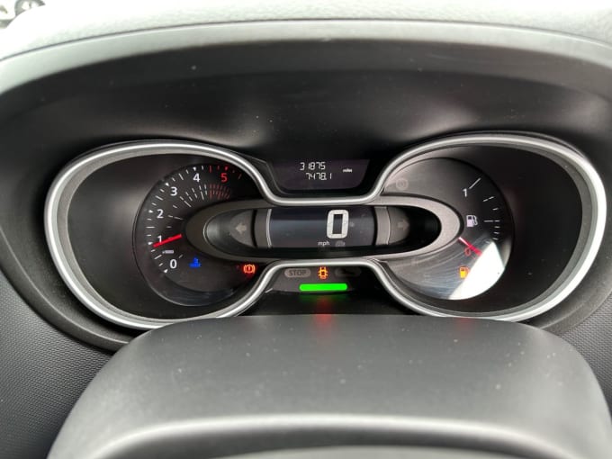 2025 Renault Trafic