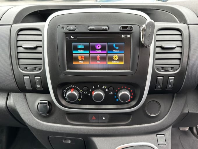 2025 Renault Trafic