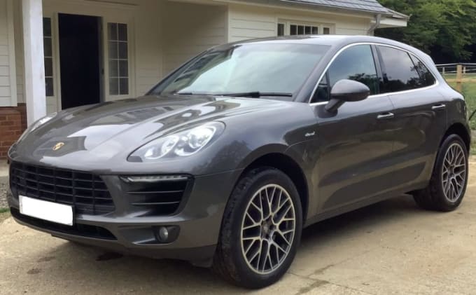 2025 Porsche Macan