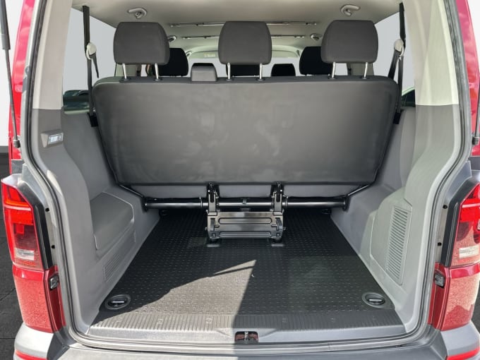 2025 Volkswagen Transporter Shuttle