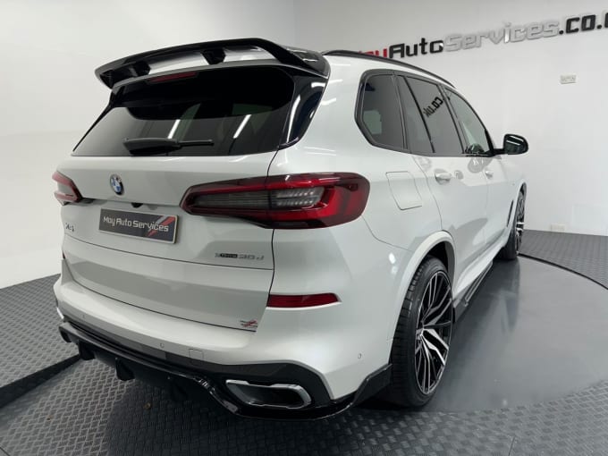 2025 BMW X5