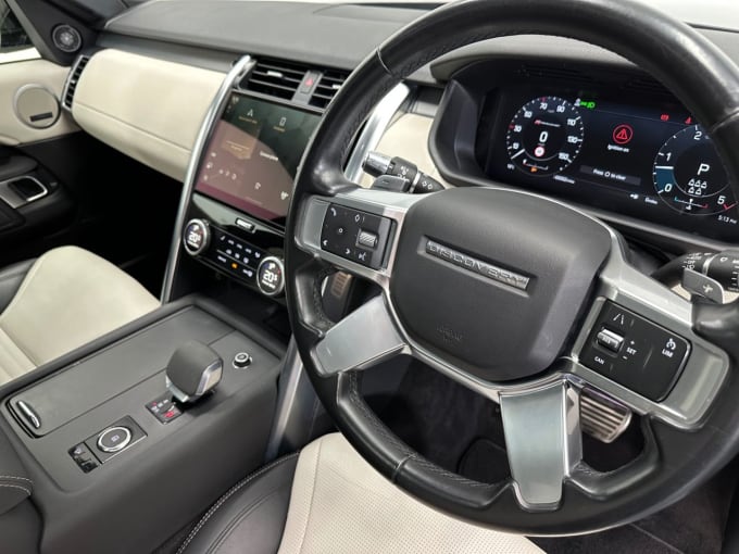 2025 Land Rover Discovery