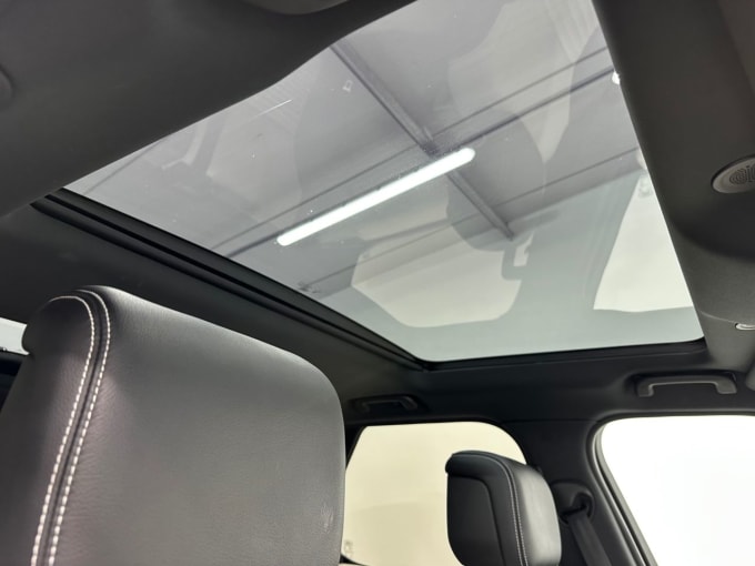 2025 Land Rover Discovery