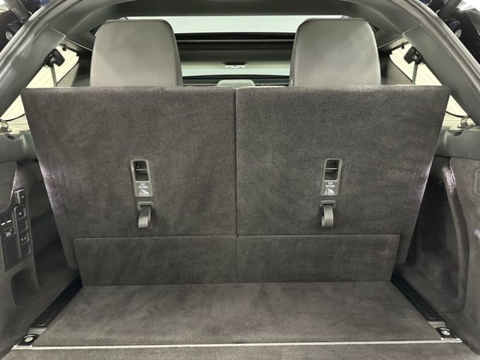 2025 Land Rover Discovery