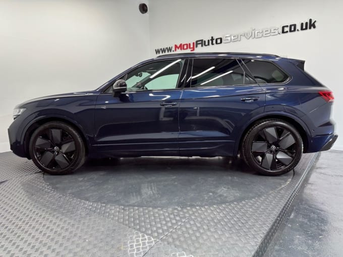 2025 Volkswagen Touareg