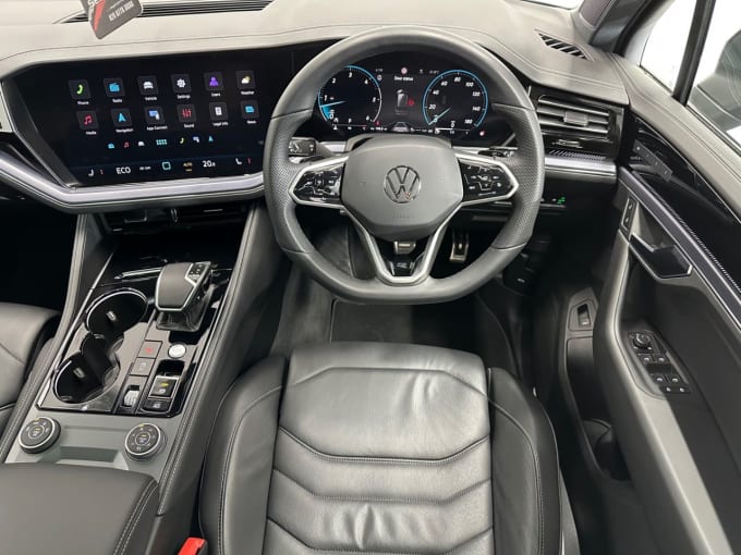 2025 Volkswagen Touareg