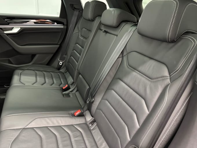 2025 Volkswagen Touareg