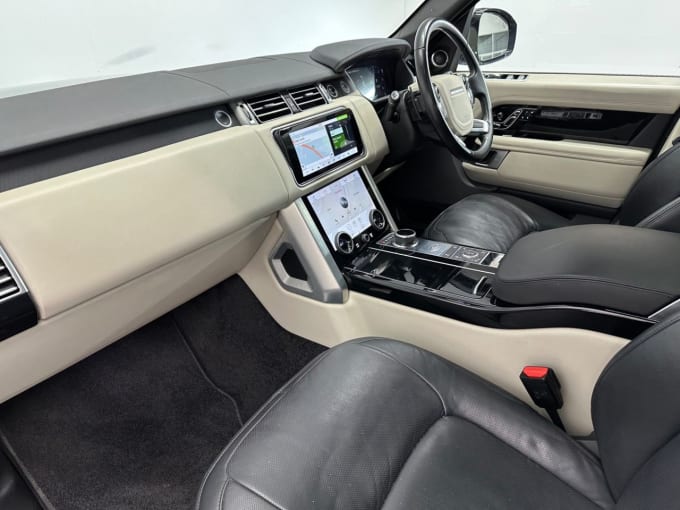 2025 Land Rover Range Rover