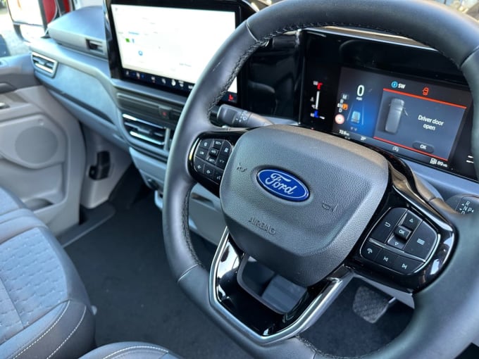 2024 Ford Transit Custom