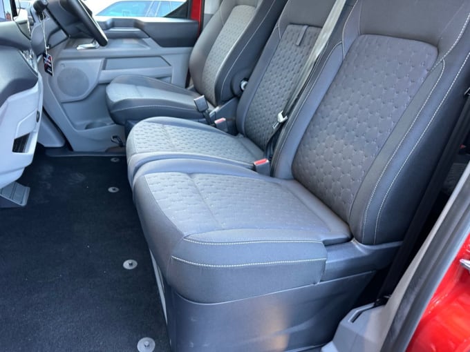 2024 Ford Transit Custom
