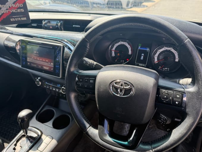 2025 Toyota Hi-lux