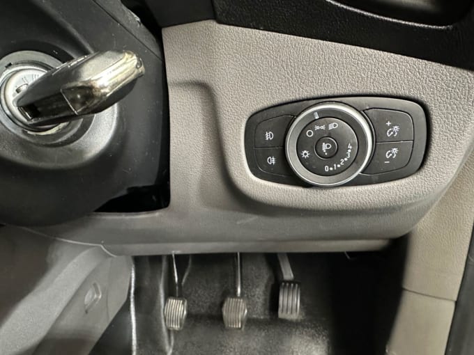 2025 Ford Transit Connect