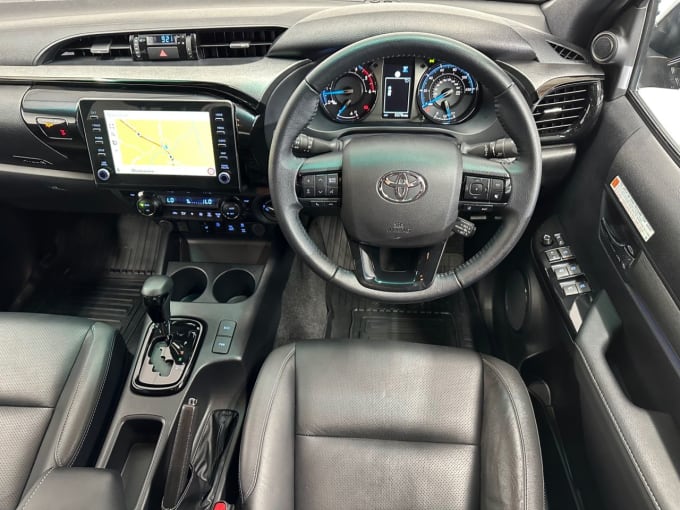 2025 Toyota Hi-lux