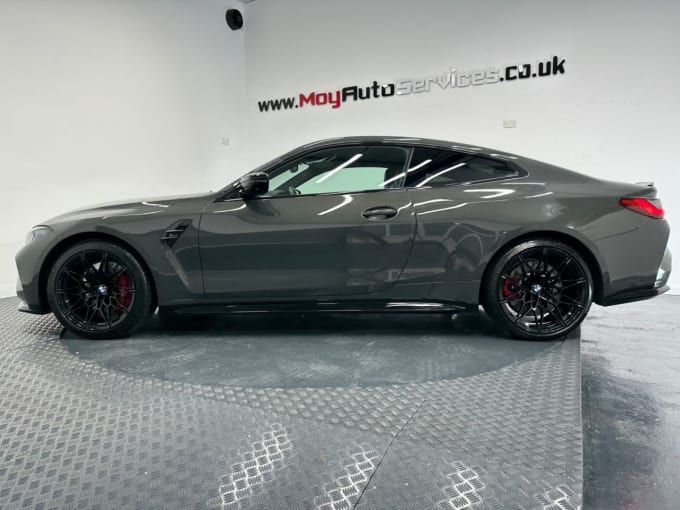 2025 BMW M4