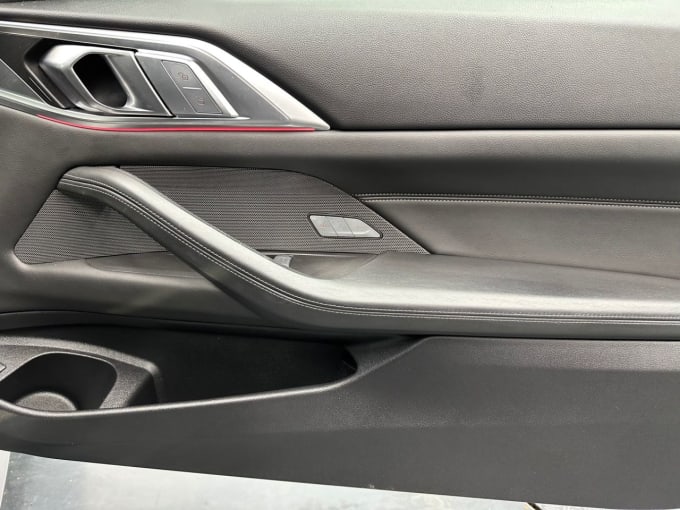 2025 BMW M4