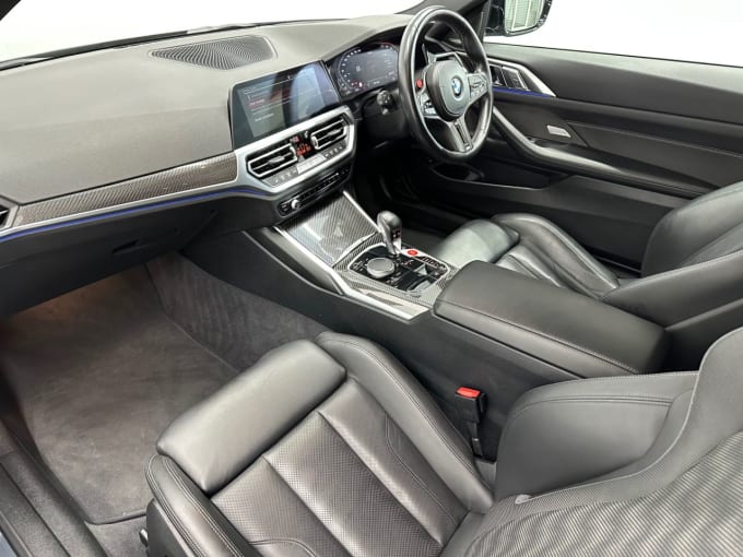 2025 BMW M4
