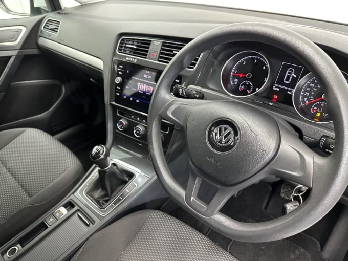 2025 Volkswagen Golf