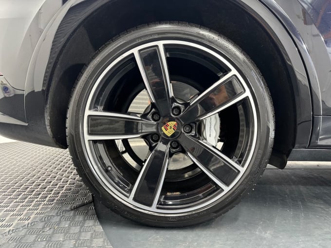 2025 Porsche Cayenne