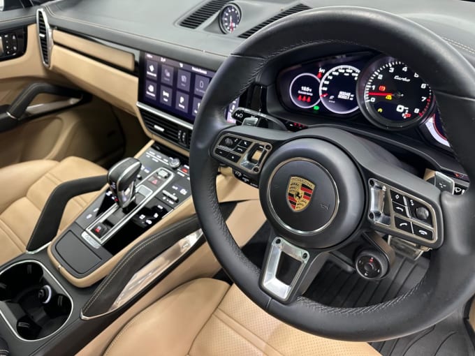2025 Porsche Cayenne